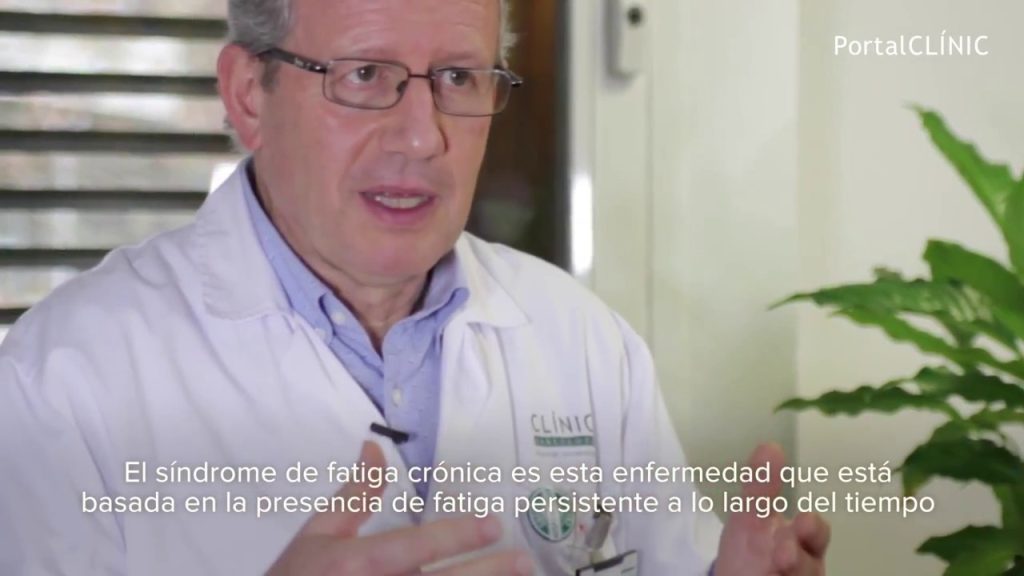Cómo el síndrome de fatiga crónica ha afectado a cantantes latinos
